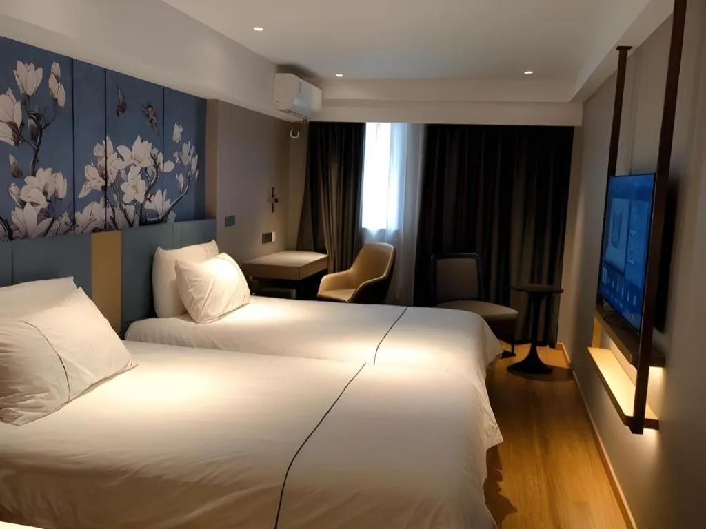 Bed in Jinjiang Inn Shanghai Lujiazui