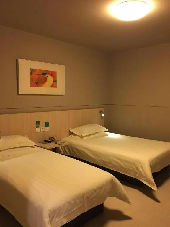 Bed in Jinjiang Inn Shanghai Expo Park Pusan Rd