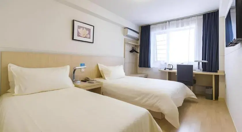 Bed in Jinjiang Inn Shanghai Expo Park Pusan Rd Bed in Jinjiang Inn Shanghai Expo Park Pusan Rd