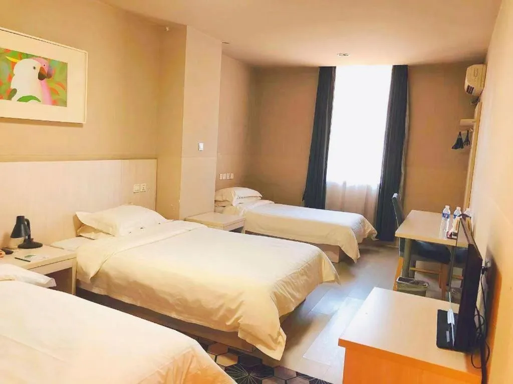 Bed in Jinjiang Inn Shenyang North Station