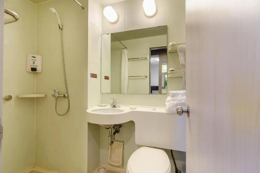 Jinjiang Inn Shenyang North Station