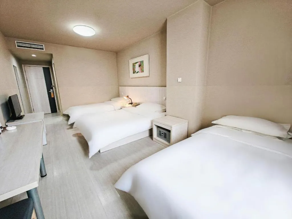 Bed in Jinjiang Inn Shenyang North Station