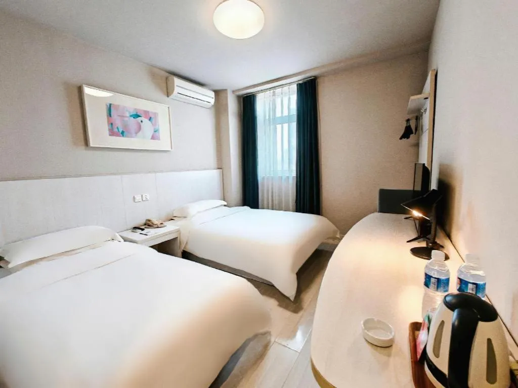 Bed in Jinjiang Inn Shenyang North Station