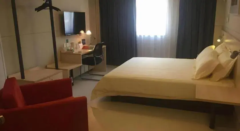 Bed in Jinjiang Inn Shenyang North Station Bed in Jinjiang Inn Shenyang North Station