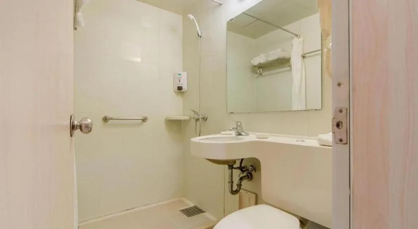 Jinjiang Inn Shenyang North Station