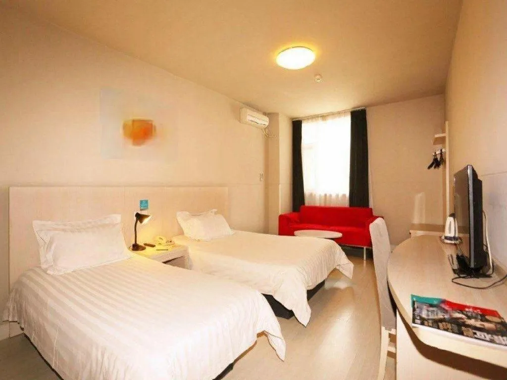 Bed in Jinjiang Inn Shenyang Xinggong North Street METRO
