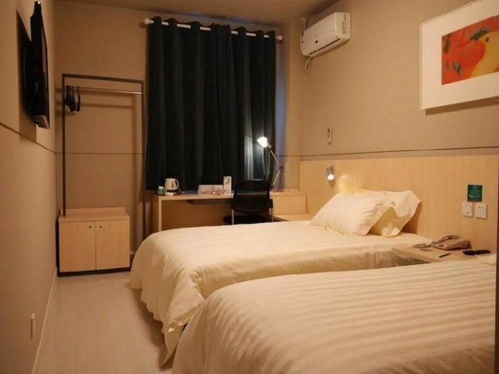Bed in Jinjiang Inn Shenyang Xinggong North Street METRO