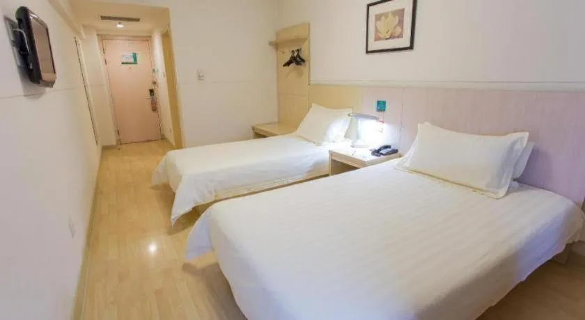 Bed in Jinjiang Inn Shenyang Xinggong North Street METRO