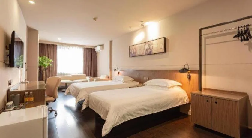 Bed in Jinjiang Inn Select Wuhan Xinhua Road Xiehe Hospital