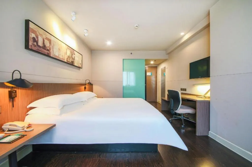 Bed in Jinjiang Inn Select Wuhan Xinhua Road Xiehe Hospital