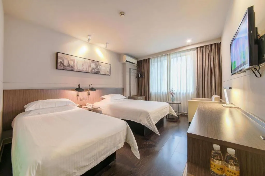 Bed in Jinjiang Inn Select Wuhan Xinhua Road Xiehe Hospital