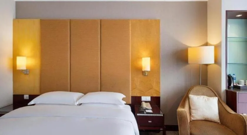 Bed in Golden Diamond Hotel Zhongshan