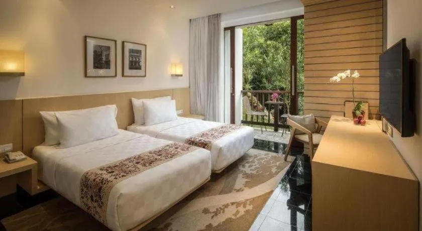 Bed in Padma Hotel Bandung