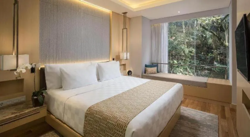 Bed in Padma Hotel Bandung