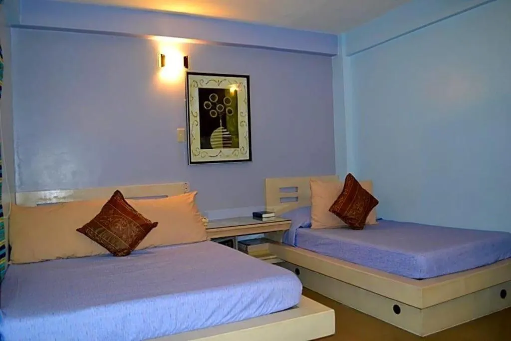 Franchise One Hotel 7430