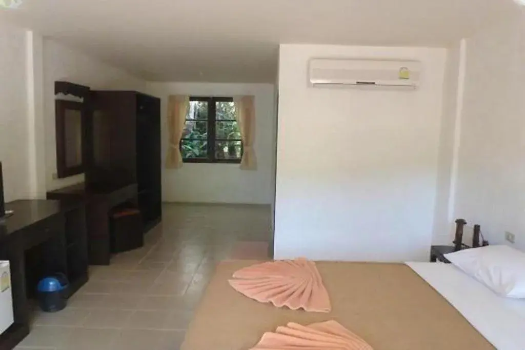 Bed in Khaolak Palm Hill Resort Bed in Khaolak Palm Hill Resort