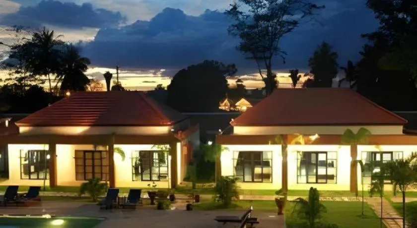 Khaolak Palm Hill Resort