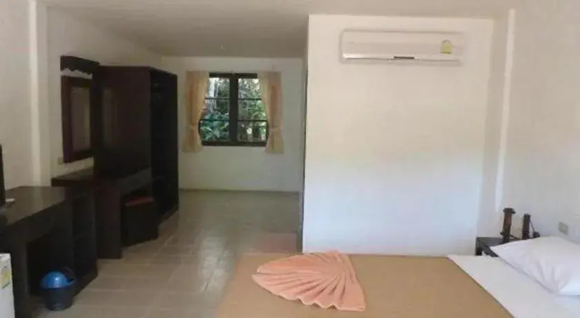 Bed in Khaolak Palm Hill Resort Bed in Khaolak Palm Hill Resort