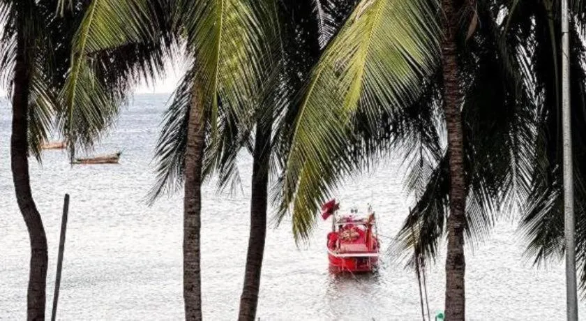 Nana Chat Bangsaen Hotel