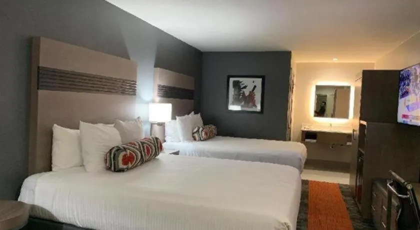 Bed in Pacific Motor Inn