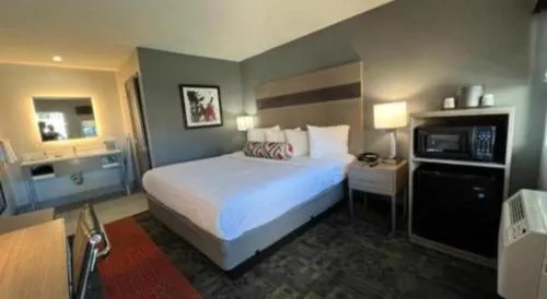 Pacific Motor Inn