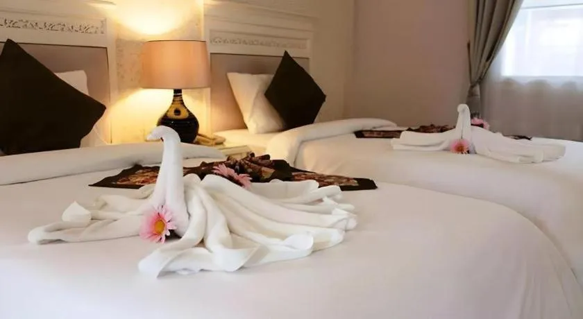 Bed in Amarin Resort