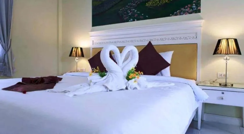 Bed in Amarin Resort