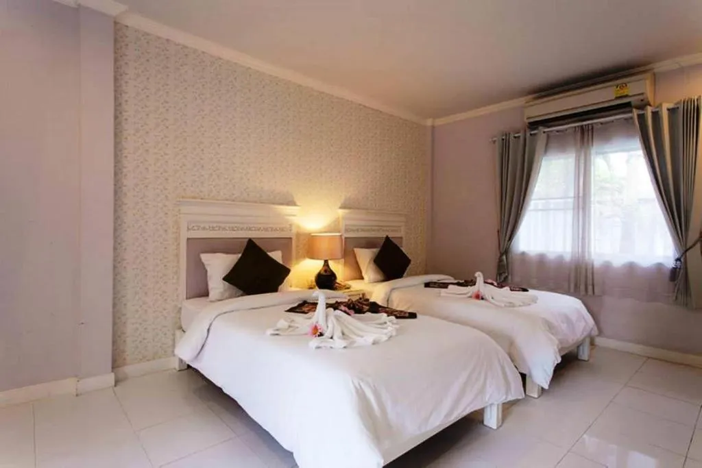 Bed in Amarin Resort