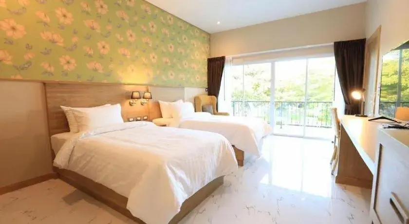 Bed in Amarin Resort Bed in Amarin Resort