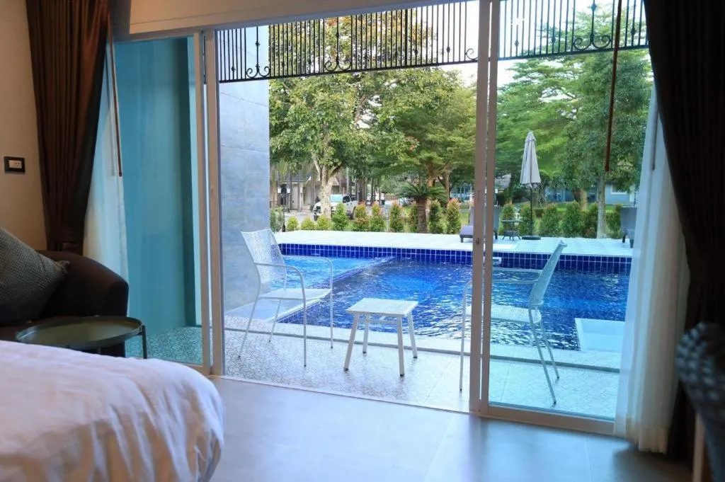 Bed in Amarin Resort