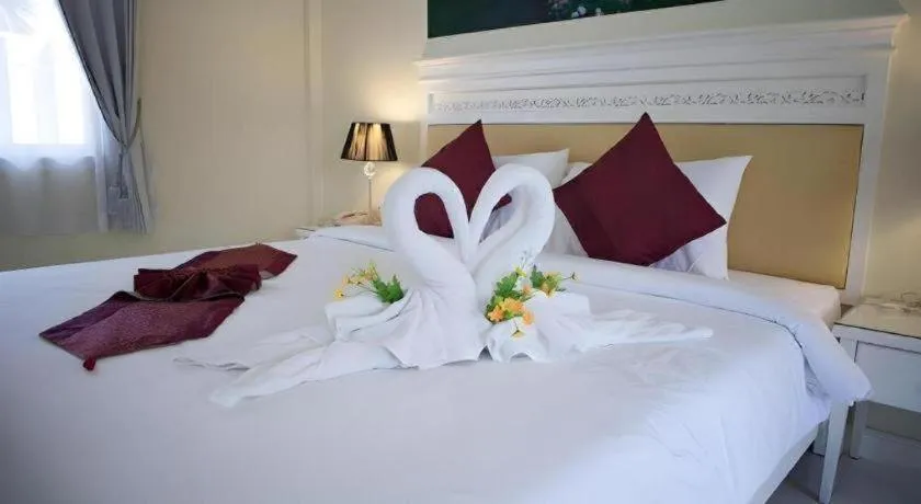 Bed in Amarin Resort