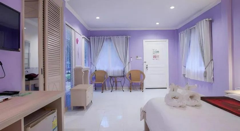 Bed in Amarin Resort