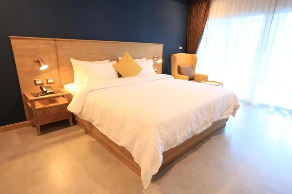 Bed in Amarin Resort