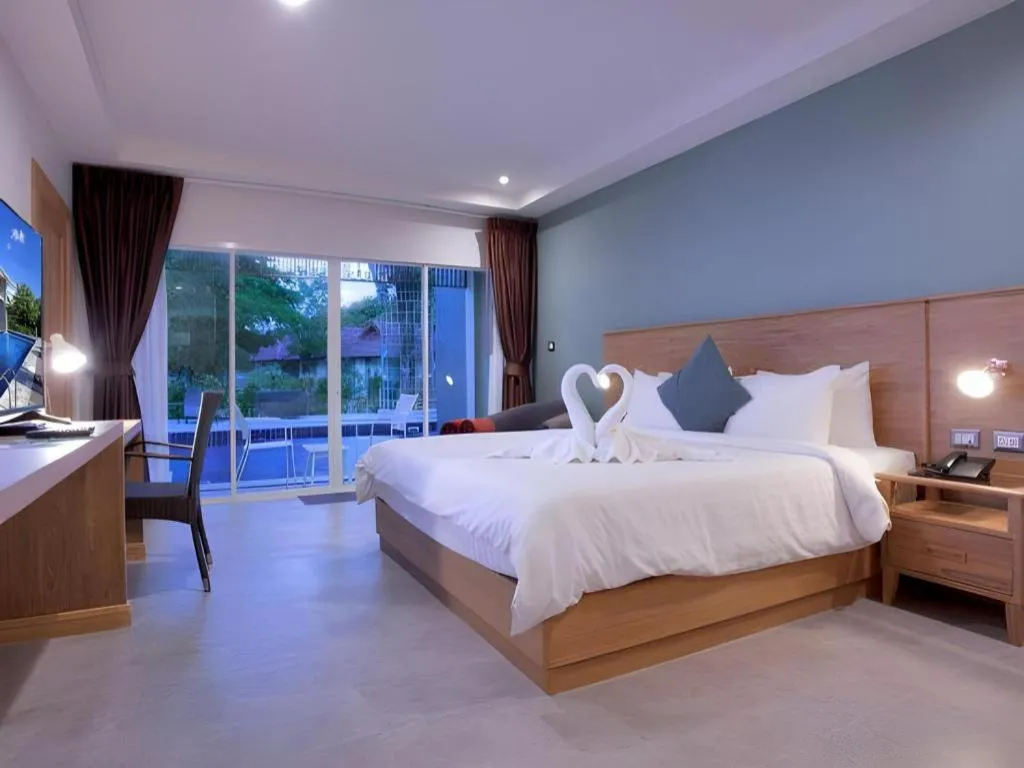 Bed in Amarin Resort