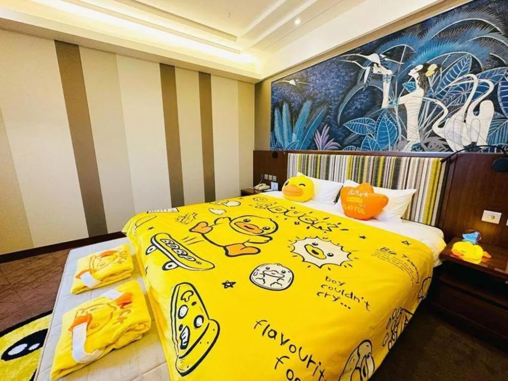 Bed in Grand Skylight Catic Hotel