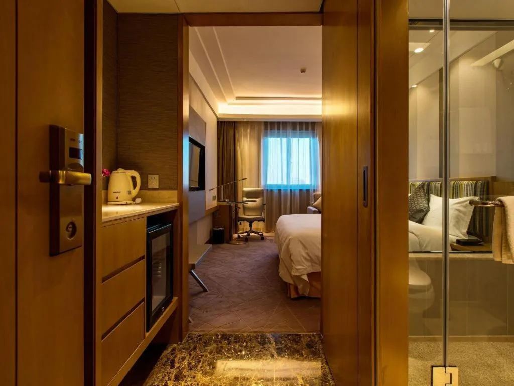 Bed in Grand Skylight Catic Hotel