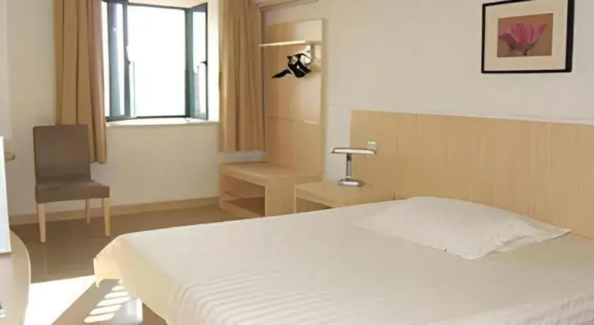Bed in Jinjiang Inn Shaoxing Shengli West Road Luxun Hometown Bed in Jinjiang Inn Shaoxing Shengli West Road Luxun Hometown