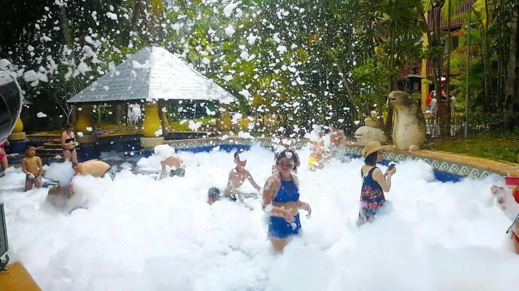 Sanya Haitang Bay Nantian Hot Spring Resort
