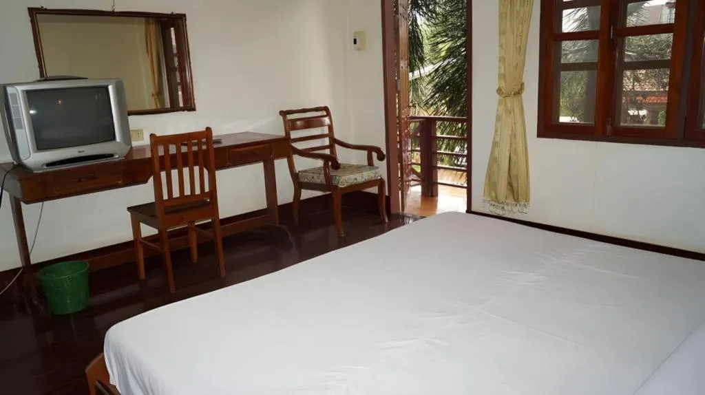 Bed in Champa Residence Hotel