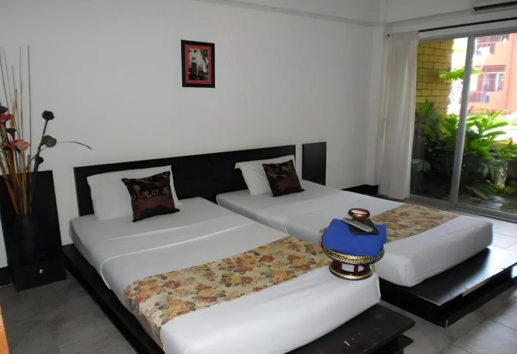 Bed in Baan Pim