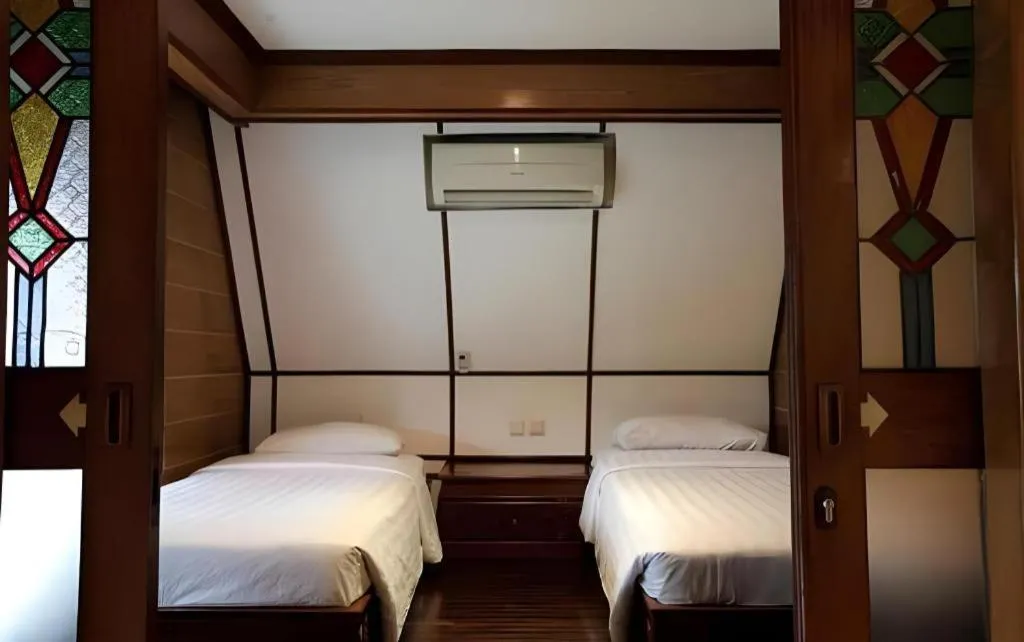 Bed in Putri Duyung Ancol