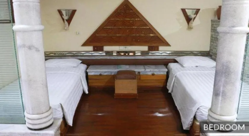 Bed in Putri Duyung Ancol