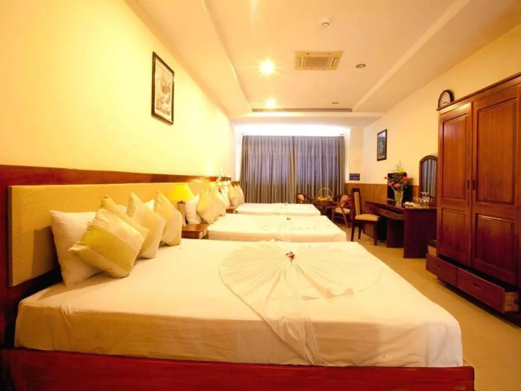 Bed in Nhat Thanh Hotel