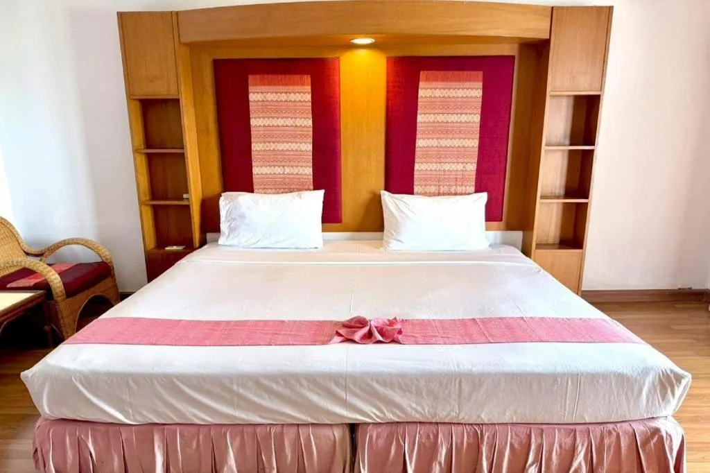 Bed in Pailyn Phitsanulok Hotel