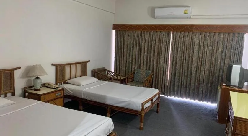 Bed in Pailyn Phitsanulok Hotel