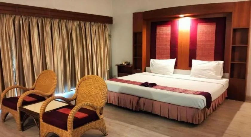 Bed in Pailyn Phitsanulok Hotel