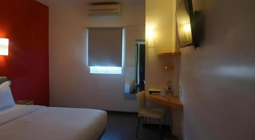 Bed in Amaris Hotel Ambon