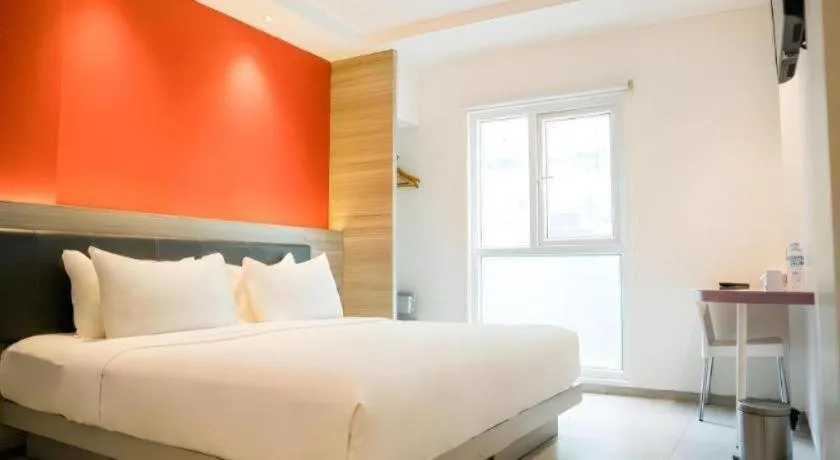 Bed in Amaris Hotel Ambon