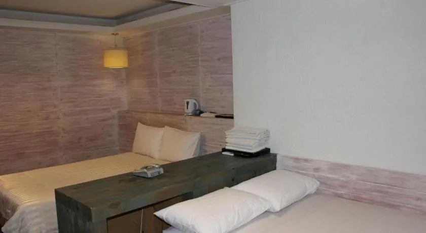 Bed in Hotel Biz Jongno Insadong