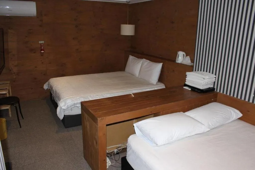 Bed in Hotel Biz Jongno Insadong